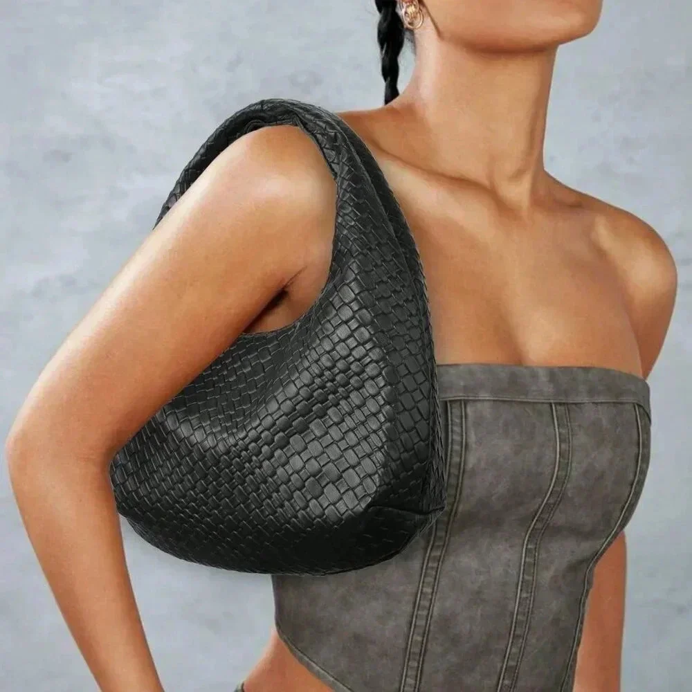Black Casual Women's Leisure Faux Woven Leather Shoulder Bag